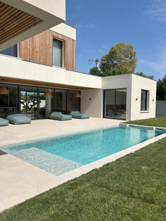 &Eacute;l&eacute;gance autour de l'eau