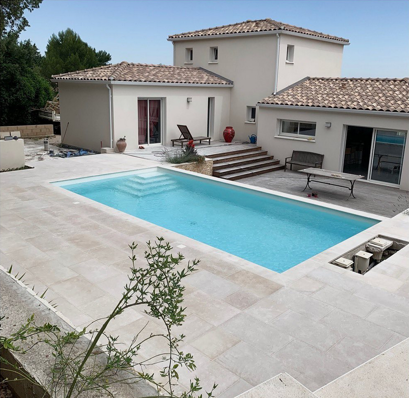 &Eacute;l&eacute;gance autour de l'eau