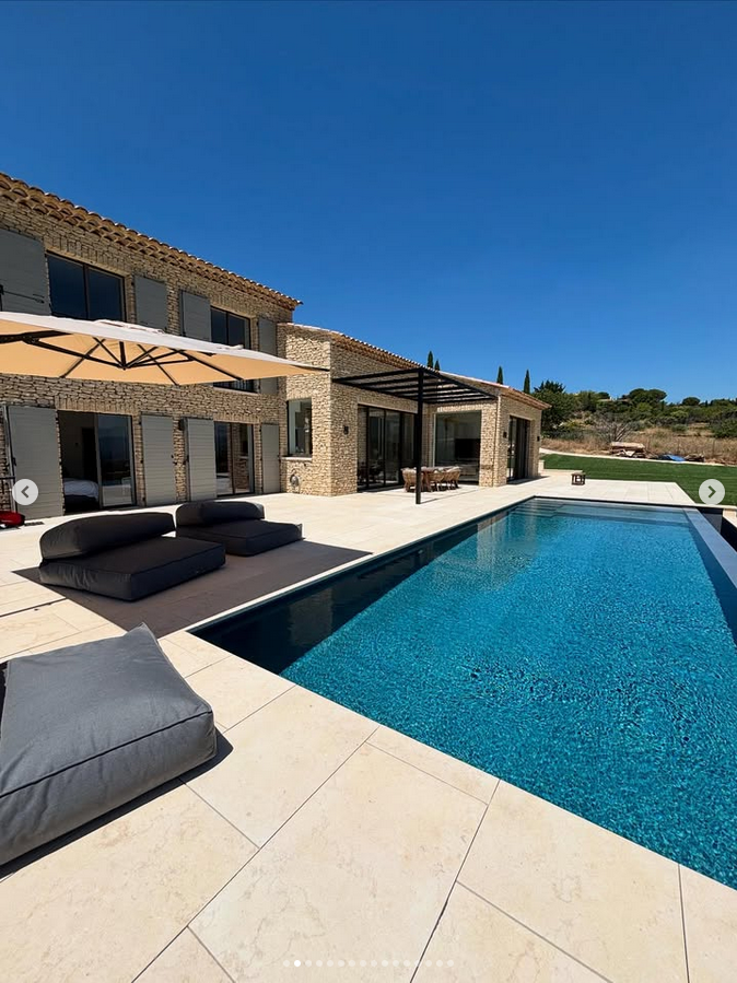 &Eacute;l&eacute;gance autour de l'eau